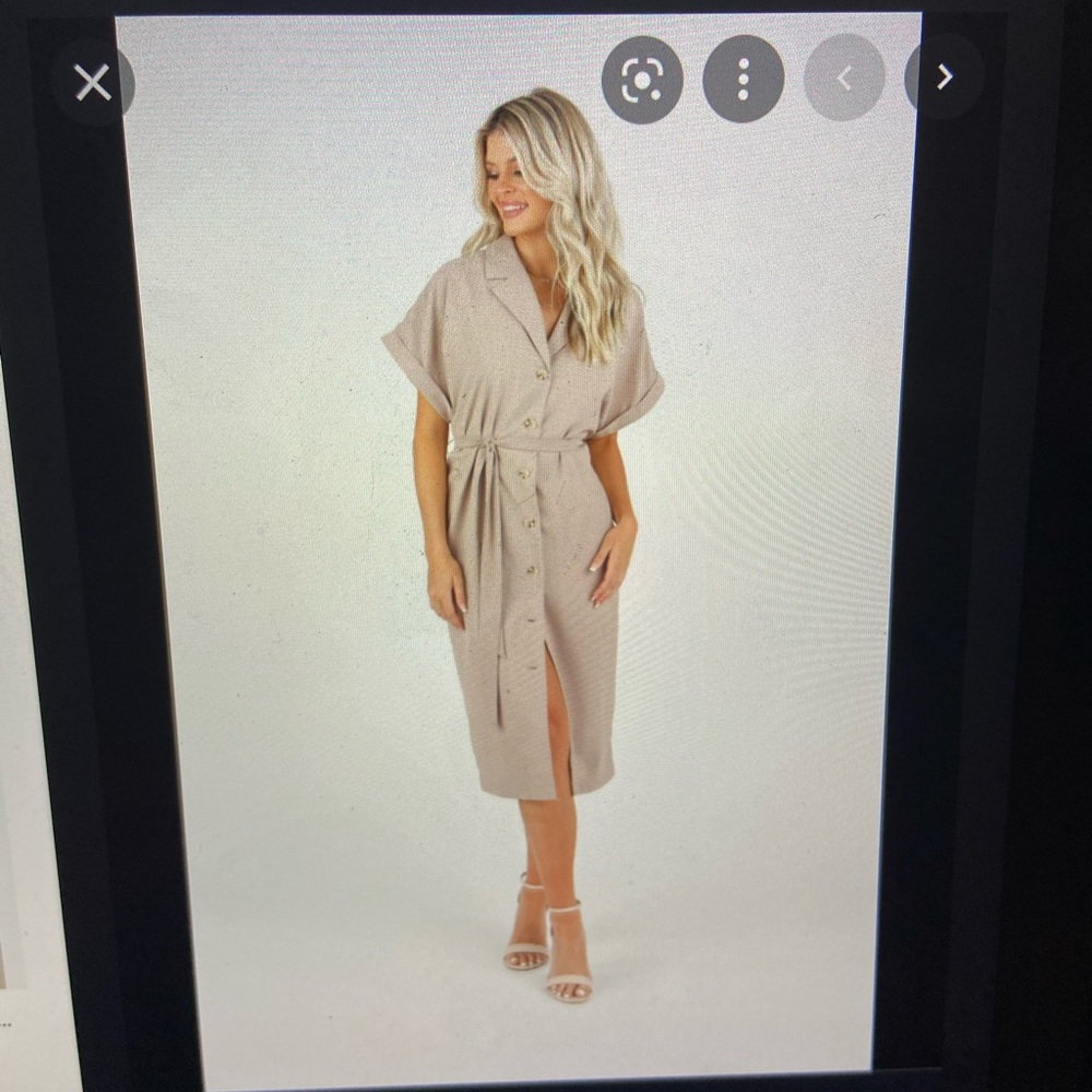Beige button down Kittenish dress NWT sizeMedium